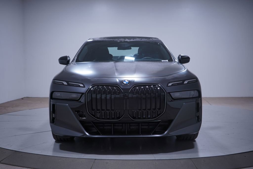 New 2026 BMW 740i w/ Premium Package image 4