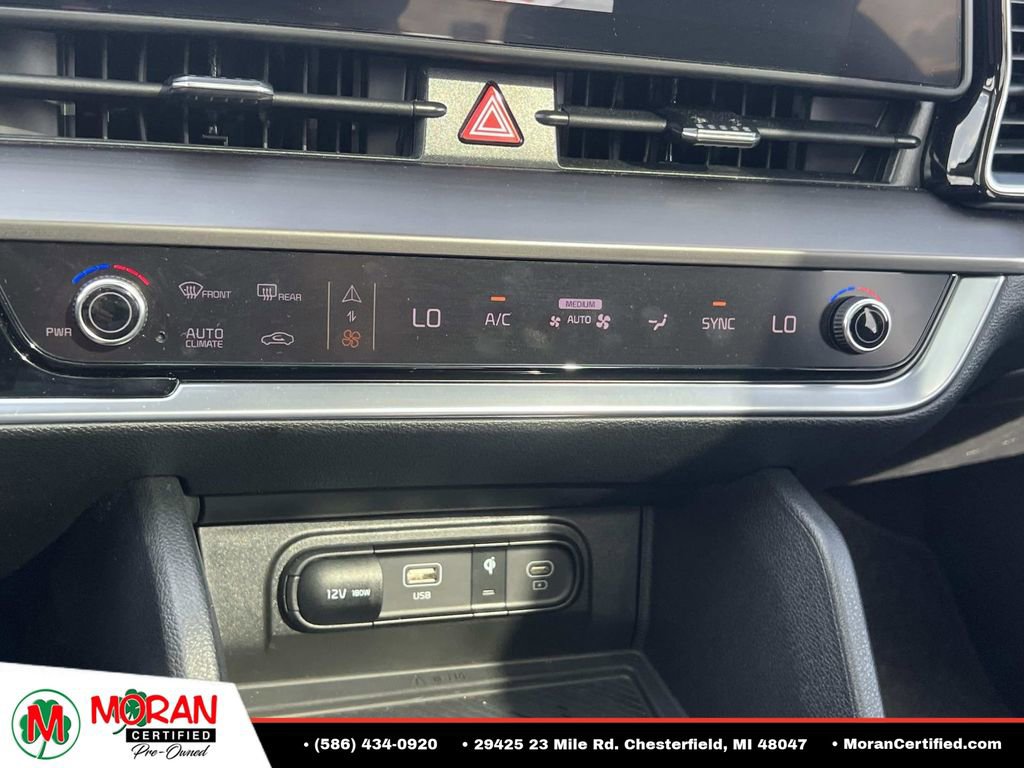 Used 2025 Kia Sportage EX w/ Premium Package AWD/4WD image 24