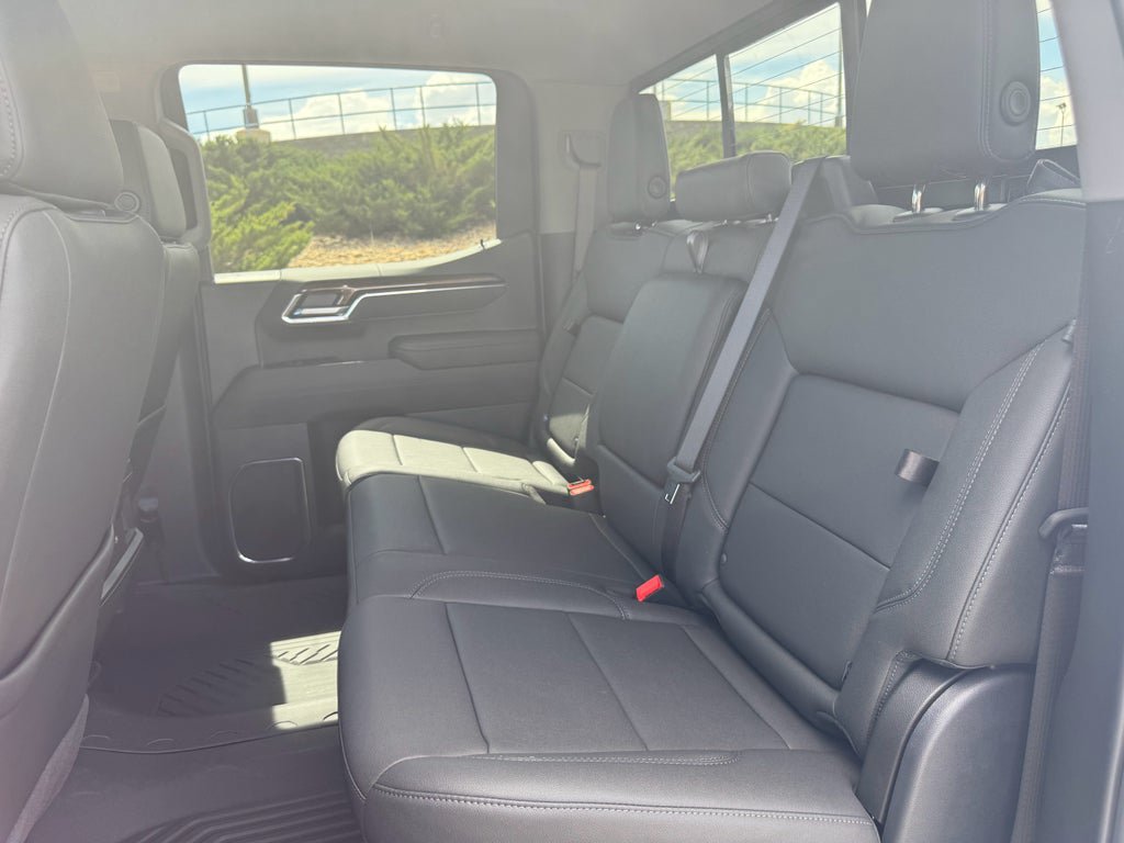 New 2026 Chevrolet Silverado 1500 LT Trail Boss w/ LT Trail Boss Premium Package AWD/4WD image 17
