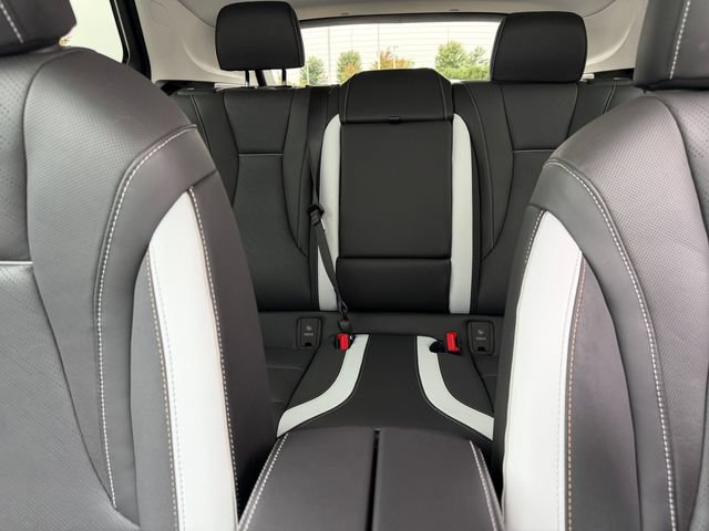 Used 2024 Buick Envision Sport Touring AWD/4WD image 33