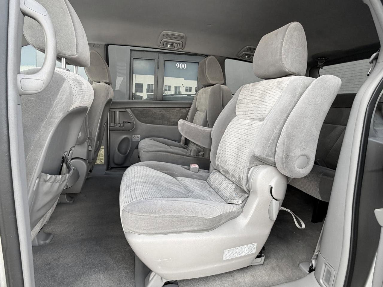 Used 2009 Toyota Sienna LE image 22