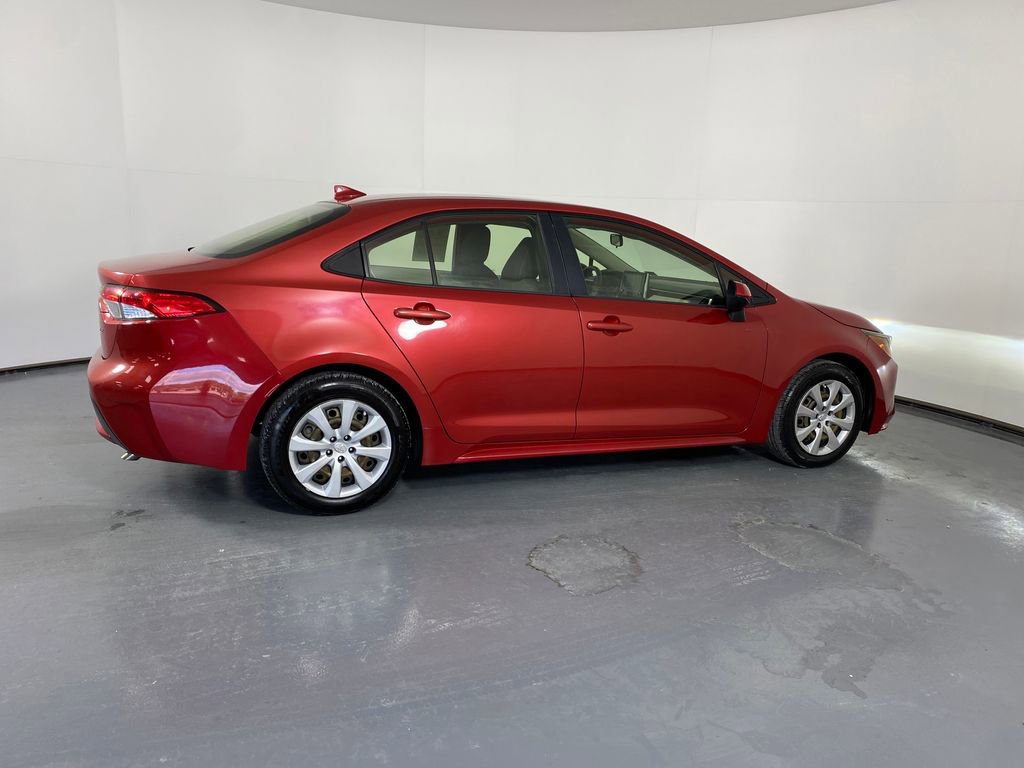 Used 2020 Toyota Corolla LE image 6