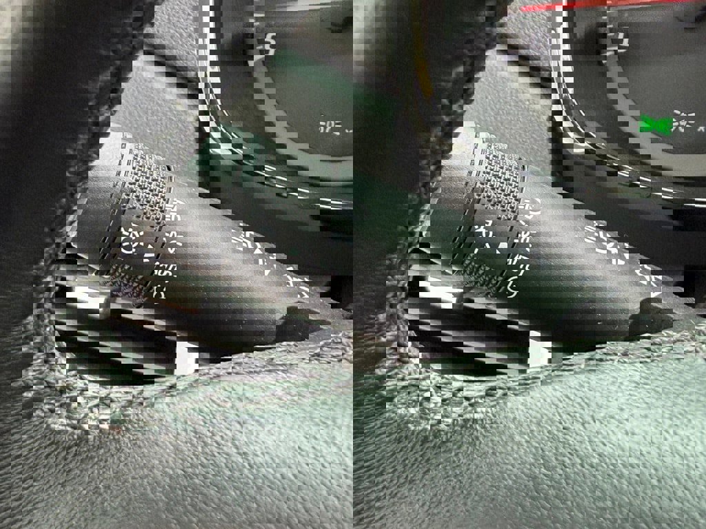 Used 2017 GMC Terrain SLT w/ Open Road Package image 18