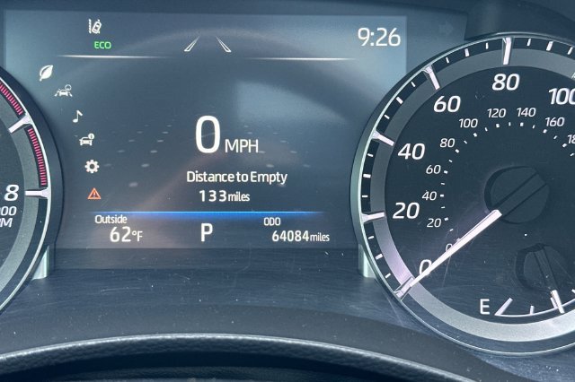 Used 2023 Toyota Highlander XLE FWD image 29