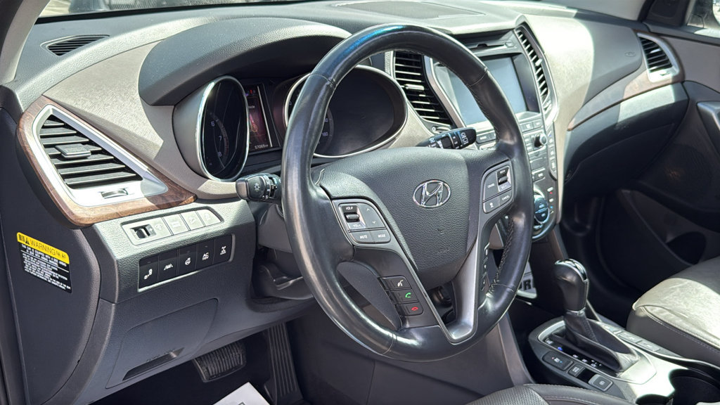 Used 2018 Hyundai Santa Fe AWD w/ SE Ultimate Tech Package 03 image 24