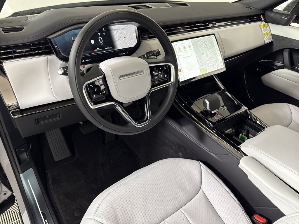 New 2027 Land Rover Range Rover Sport SE AWD/4WD image 4
