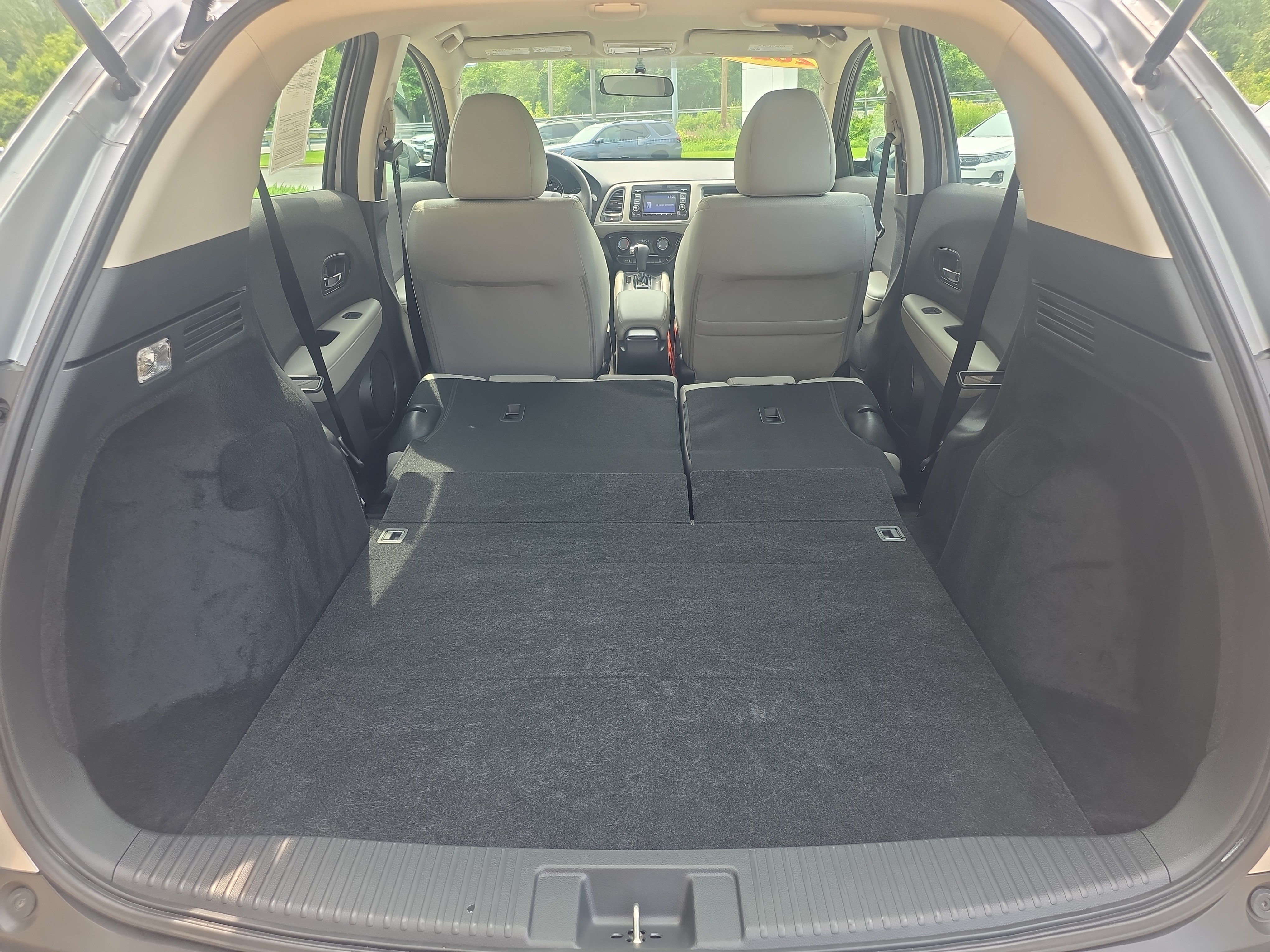 Used 2020 Honda HR-V LX image 18