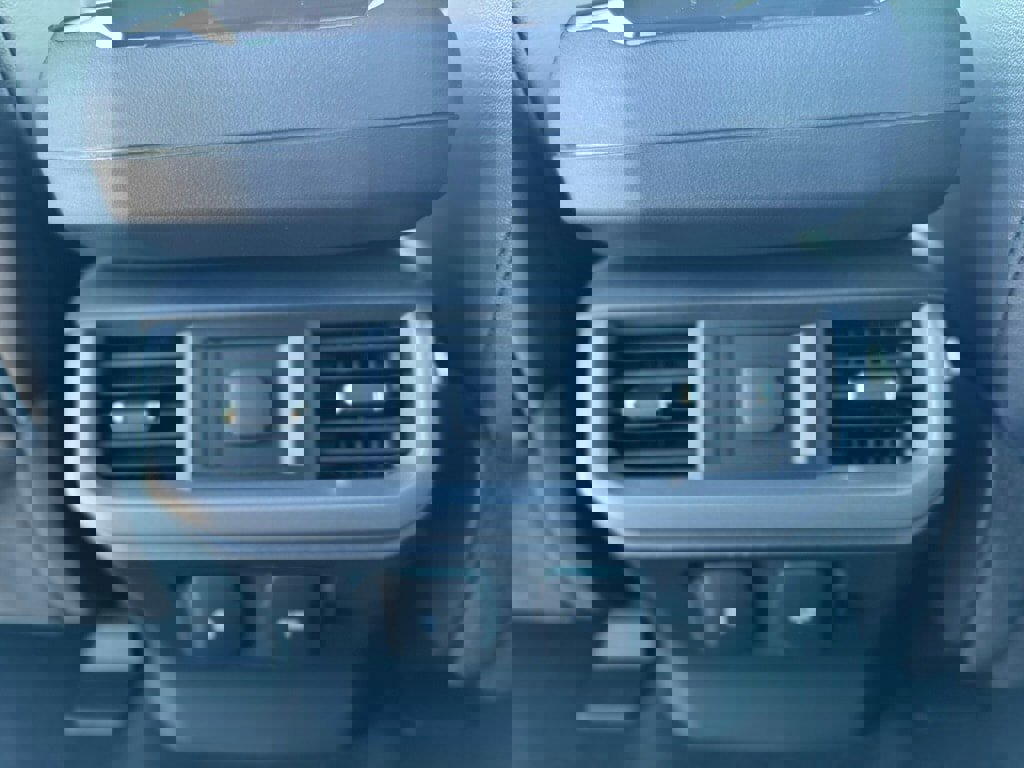 New 2023 Ford F150 Lightning Lariat image 25