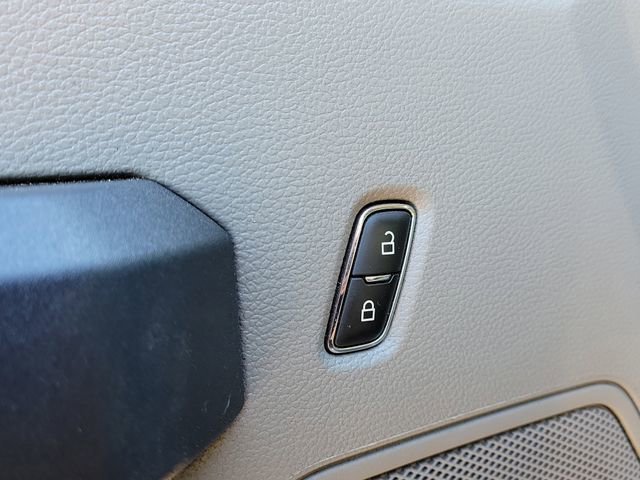 Used 2022 Ford F250 XL w/ STX Appearance Package image 16