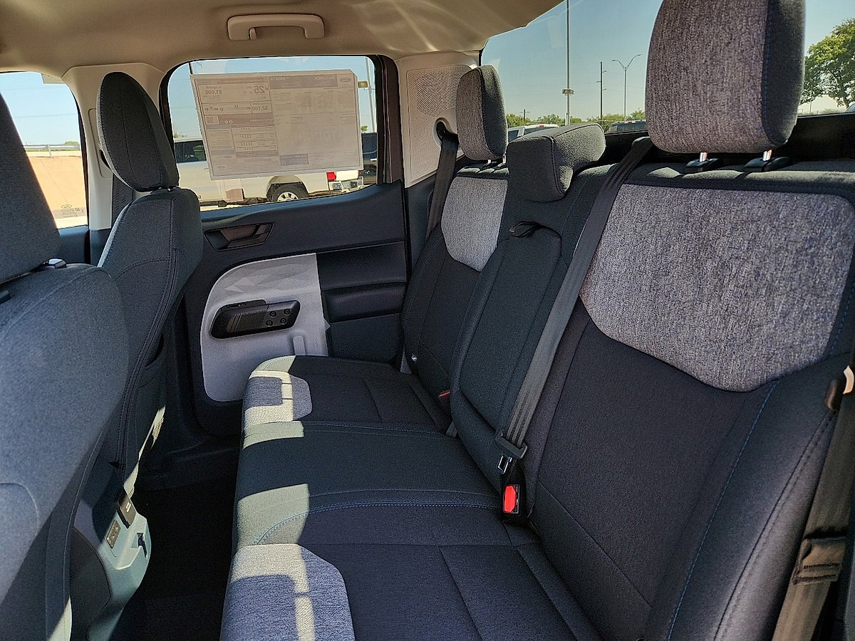 New 2025 Ford Maverick XLT w/ XLT Luxury Package image 5