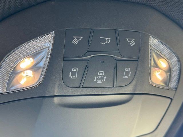 New 2026 Chrysler Pacifica Select image 24