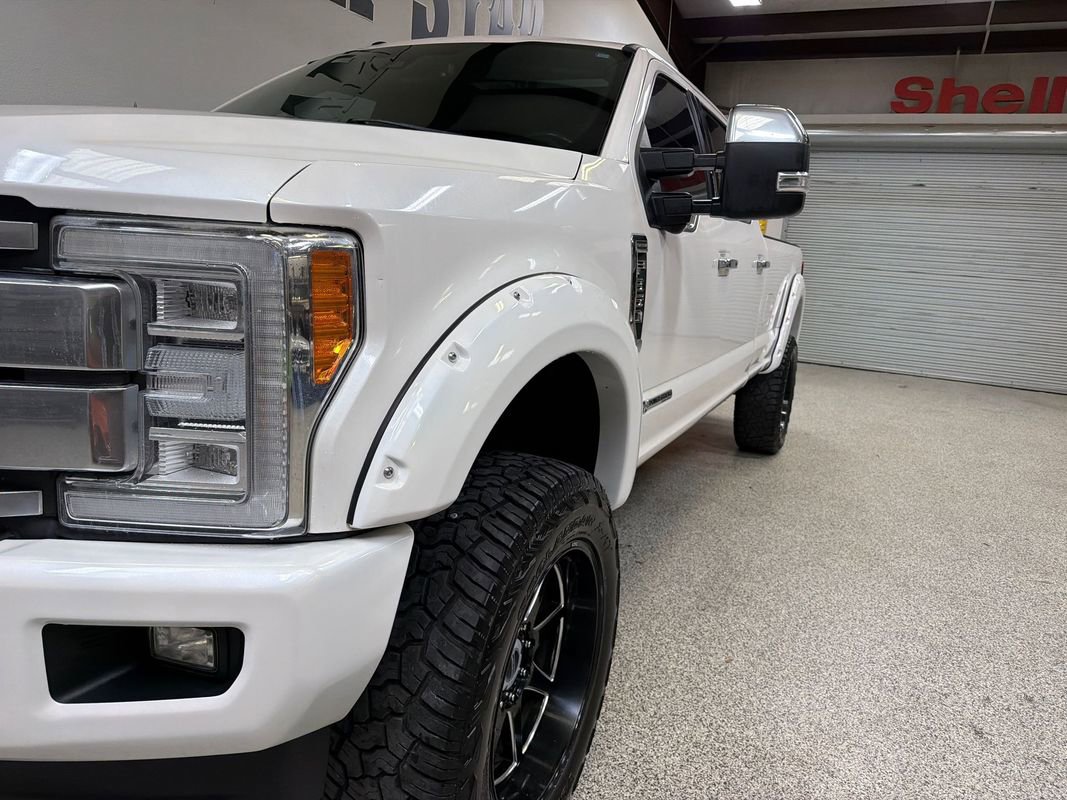 Used 2018 Ford F350 Platinum w/ Platinum Ultimate Package AWD/4WD image 10