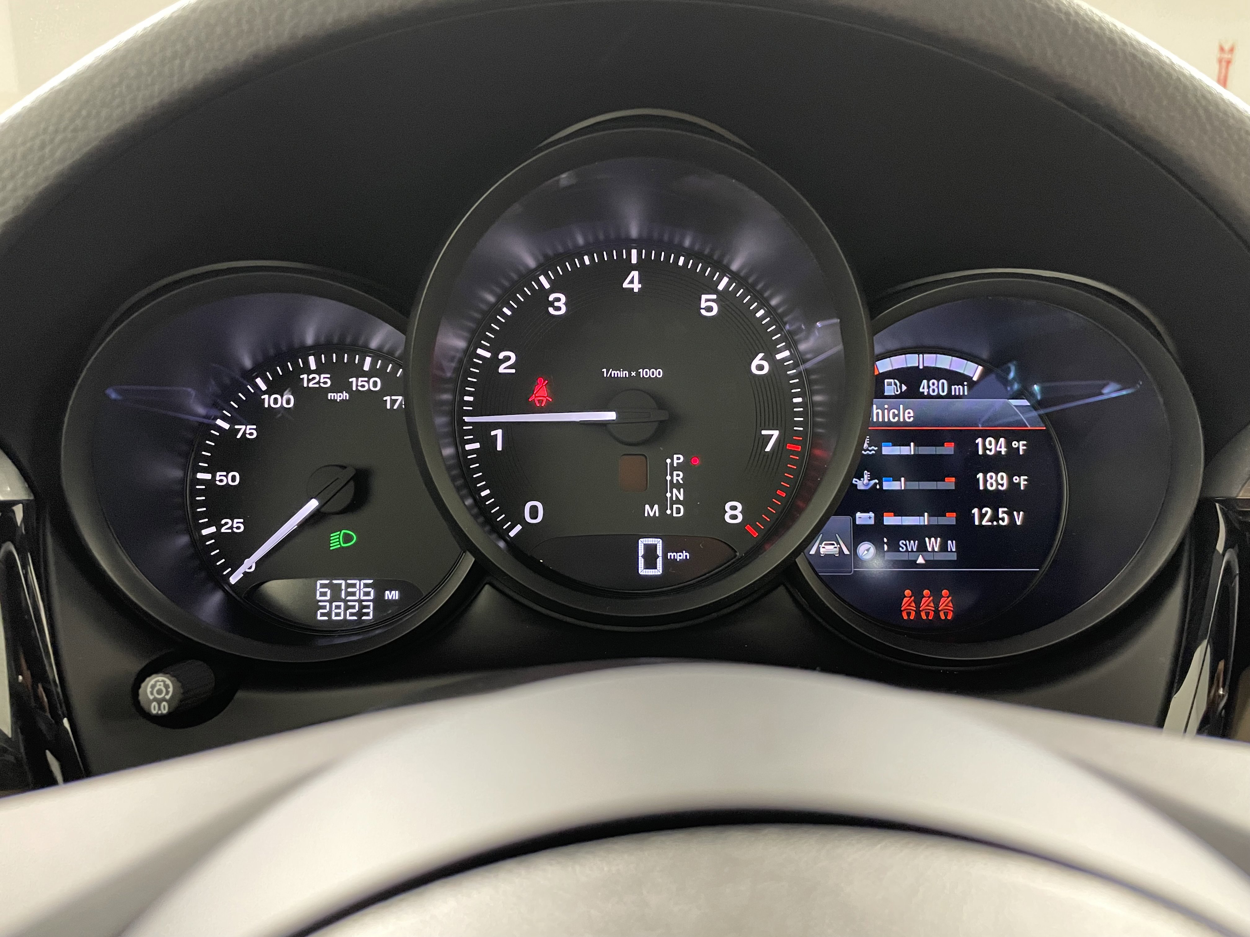 Used 2025 Porsche Macan image 18