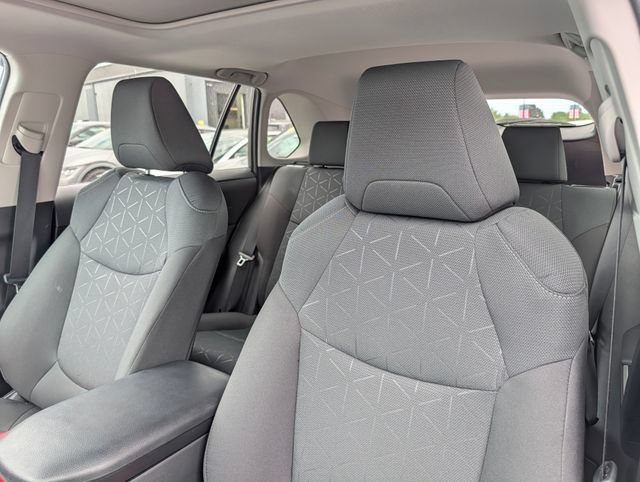 Used 2024 Toyota RAV4 XLE w/ Convenience Package AWD/4WD image 12
