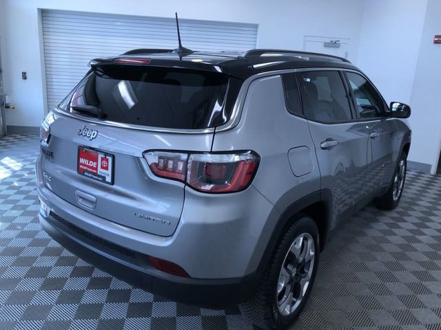 Used 2017 Jeep Compass Limited image 33