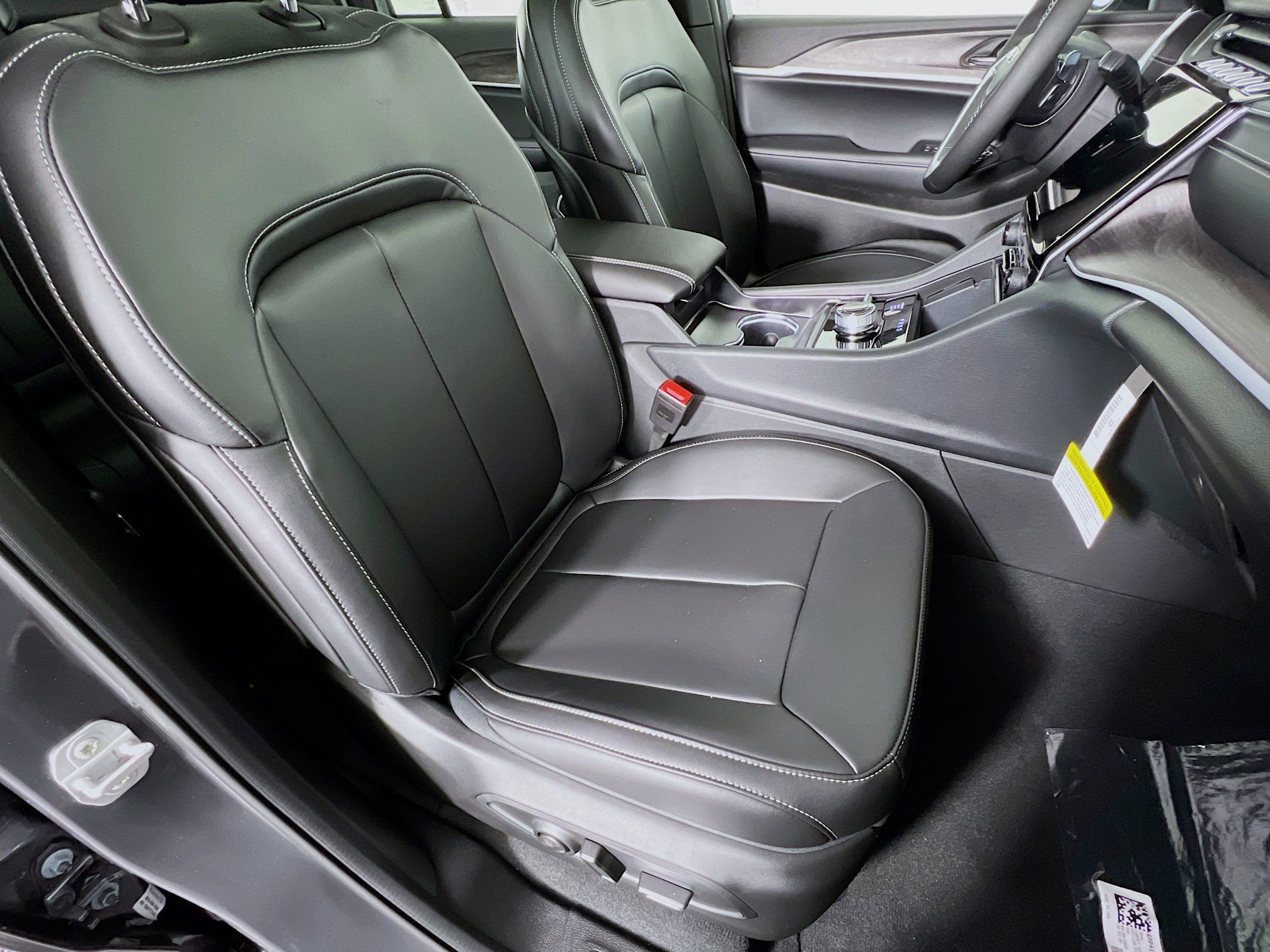 New 2025 Jeep Grand Cherokee Limited image 23