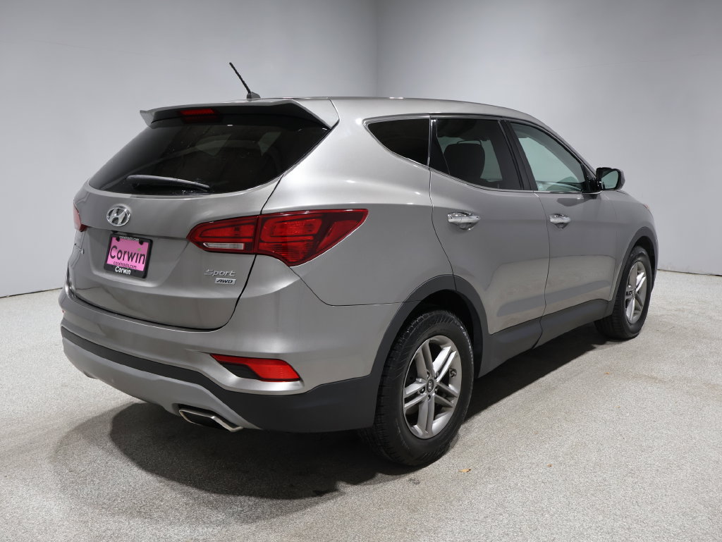 Used 2018 Hyundai Santa Fe Sport AWD/4WD image 9
