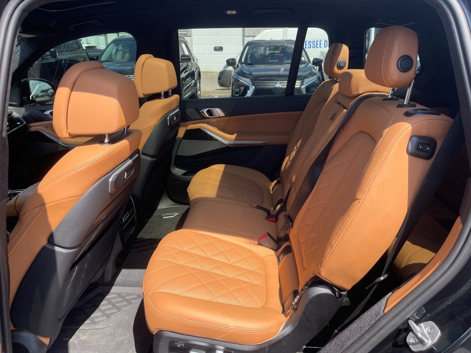 Used 2024 BMW X7 xDrive40i w/ Executive Package image 14