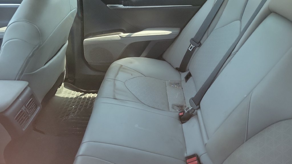 Used 2022 Toyota Camry XSE w/ Navigation Package FWD image 4
