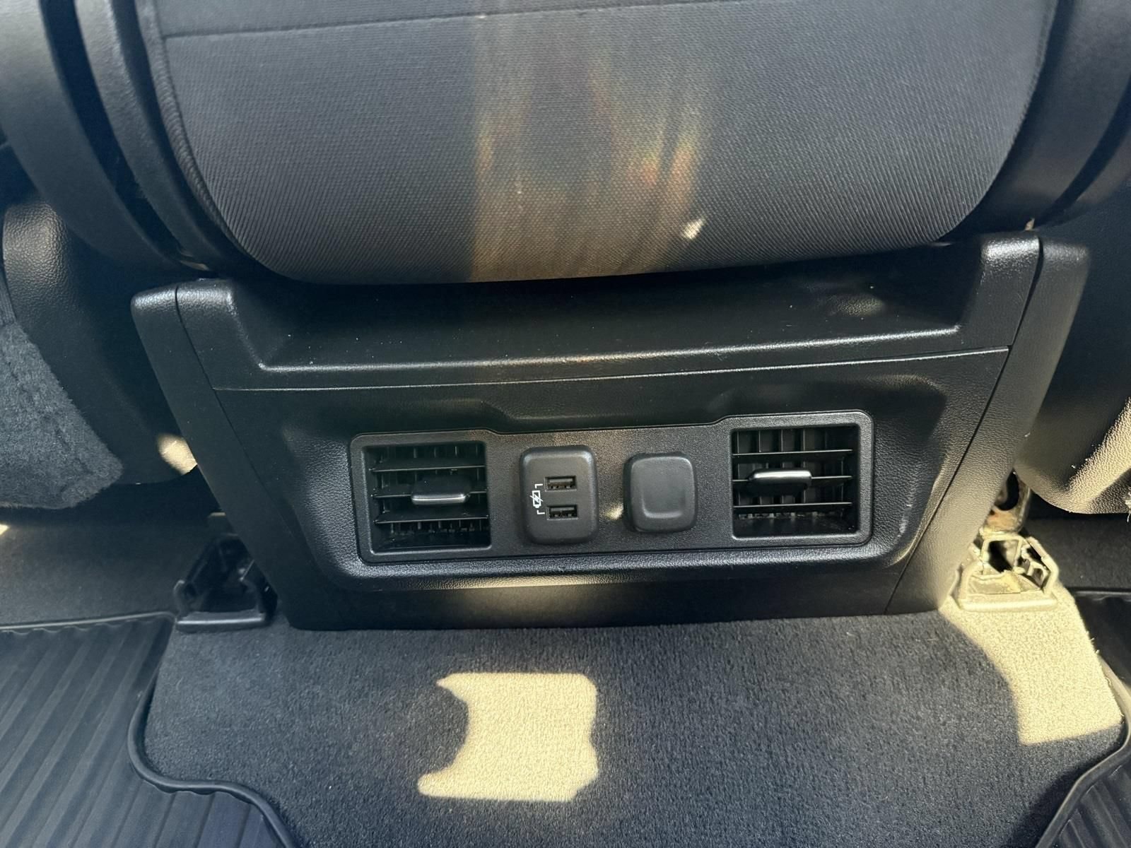 Used 2021 Chevrolet Silverado 1500 LT AWD/4WD image 29