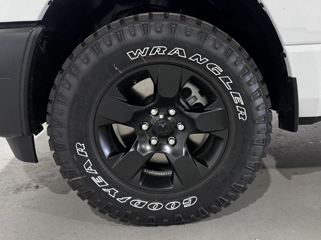 New 2026 RAM 1500 Warlock AWD/4WD image 8