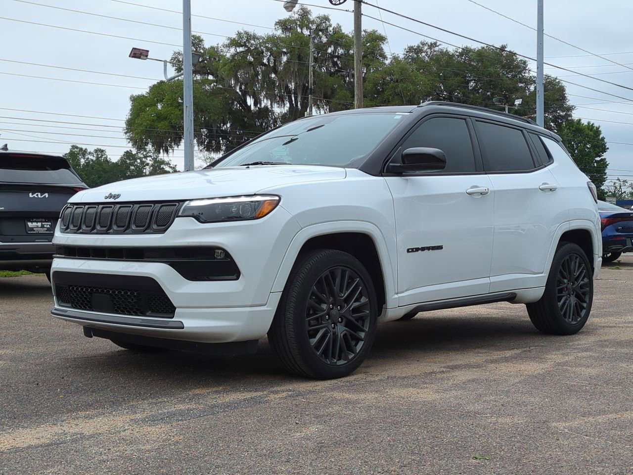 Used 2022 Jeep Compass High Altitude AWD/4WD image 2