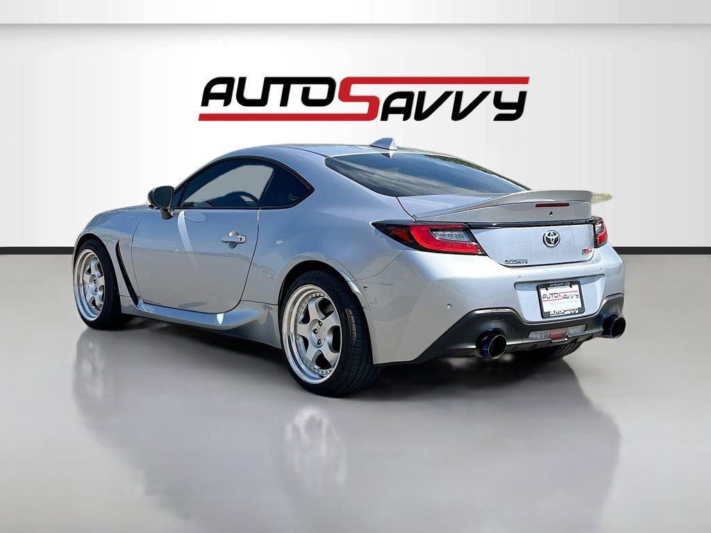 Used 2023 Toyota GR86 Premium w/ ALL Weather Mat Package (TMS) image 5