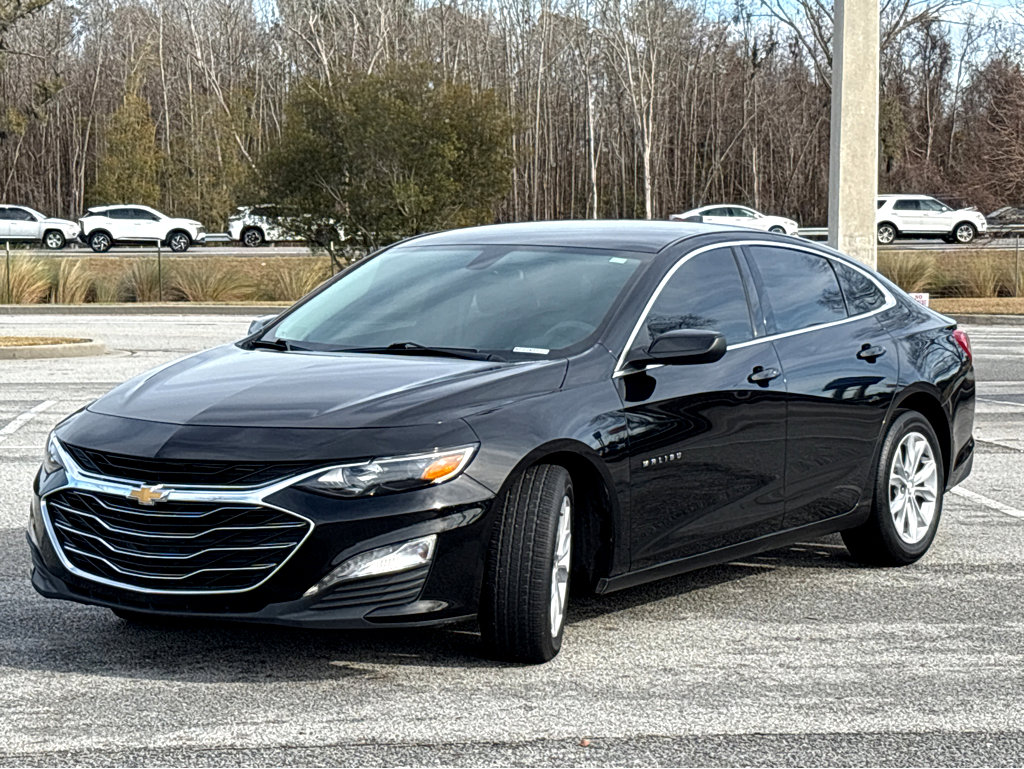 Used 2022 Chevrolet Malibu LT image 3
