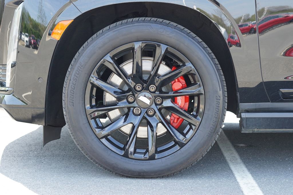 Used 2022 Cadillac Escalade Sport Platinum w/ LPO, ONYX Package image 10