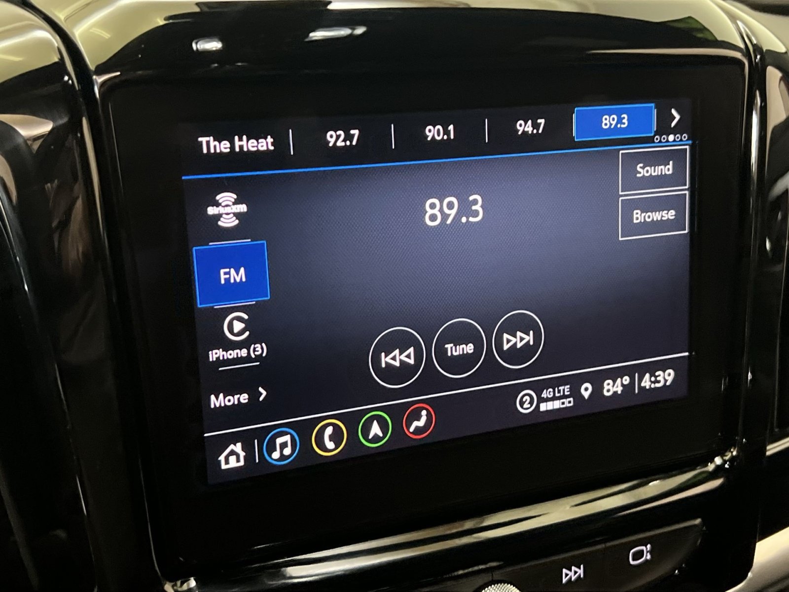 Used 2022 Chevrolet Traverse Premier w/ LPO, Cargo Package AWD/4WD image 17