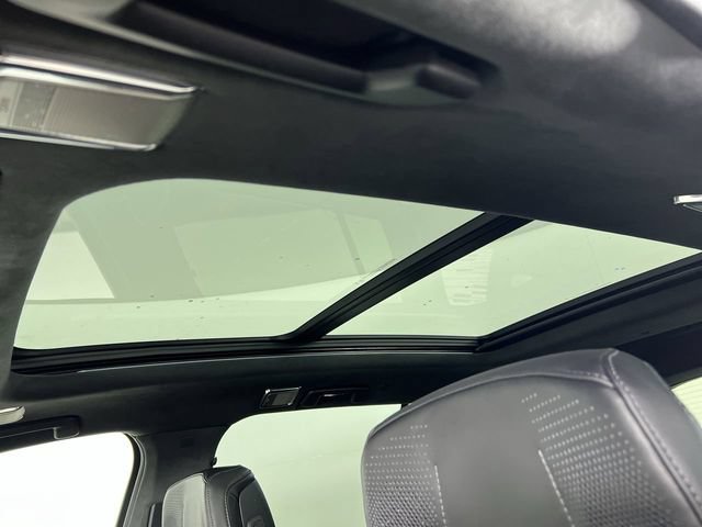 Certified 2026 Cadillac Vistiq Luxury w/ LPO, Floor Liner Package AWD/4WD image 18