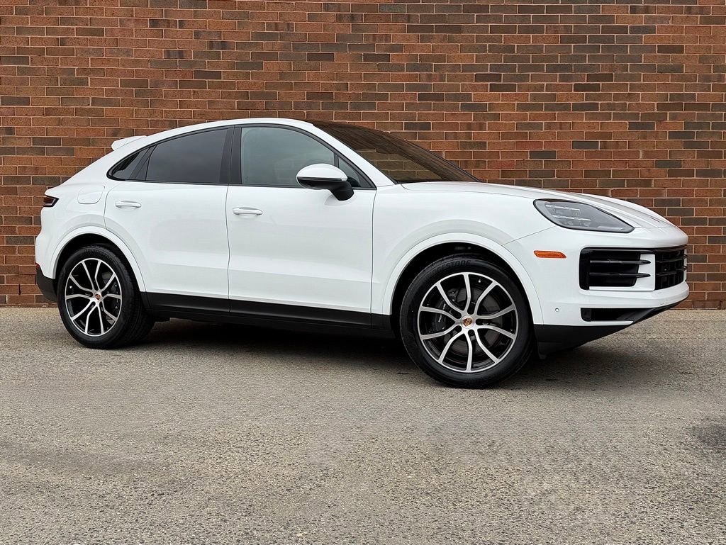 New 2026 Porsche Cayenne Coupe image 9