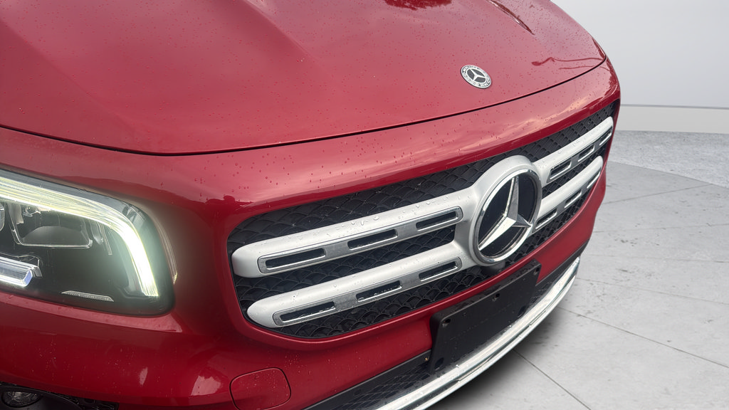 Used 2021 Mercedes-Benz GLB 250 w/ Premium Package image 22