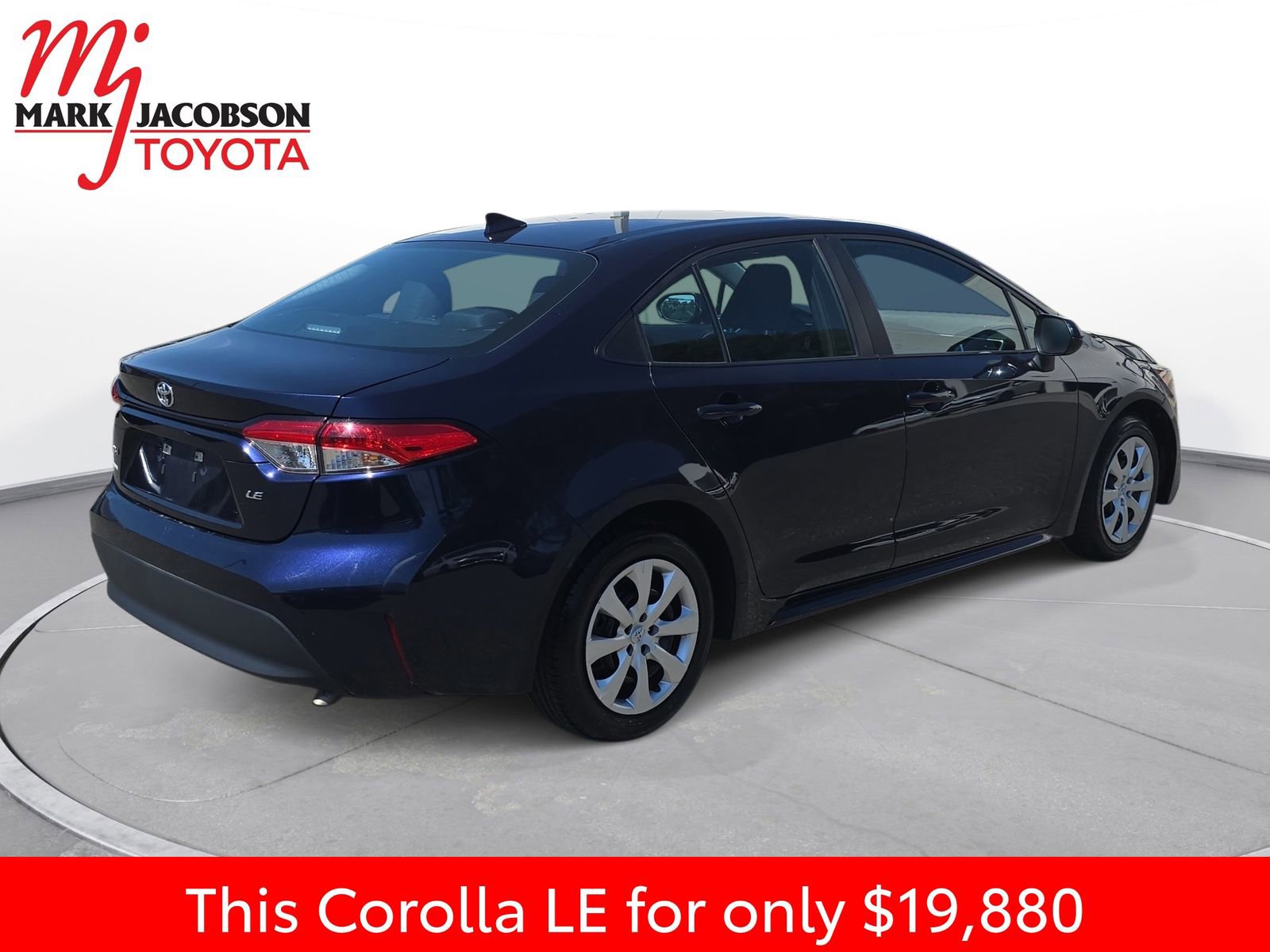 Used 2024 Toyota Corolla LE FWD image 9