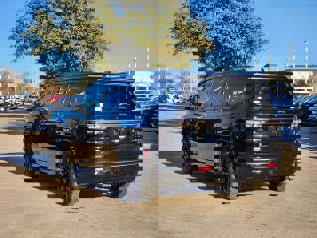 New 2026 Jeep Grand Wagoneer Summit w/ Premium Group III image 4