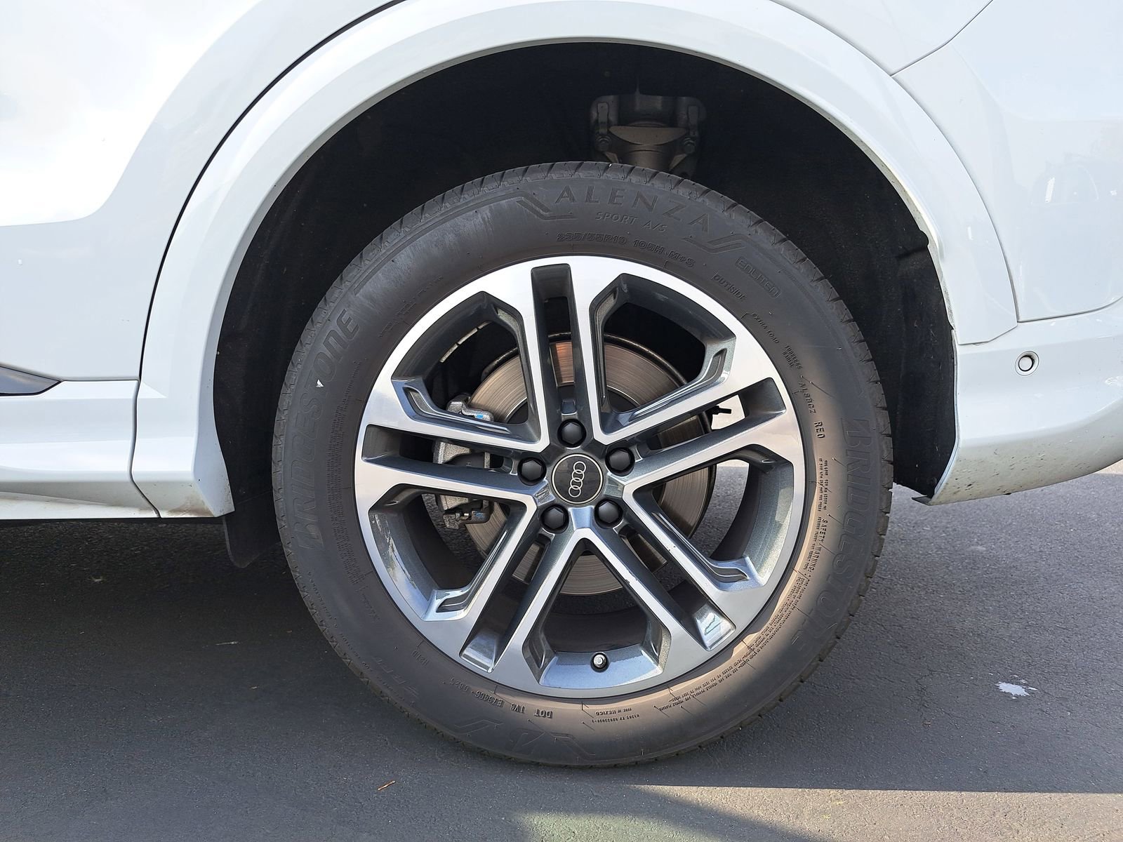 Used 2025 Audi Q5 Premium w/ Convenience Package image 7