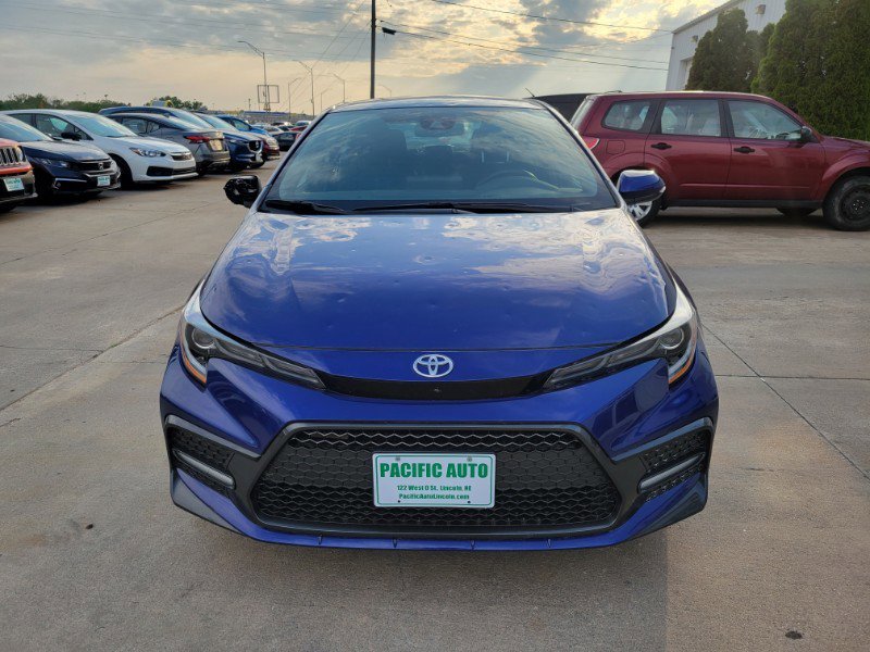 Used 2022 Toyota Corolla SE image 2