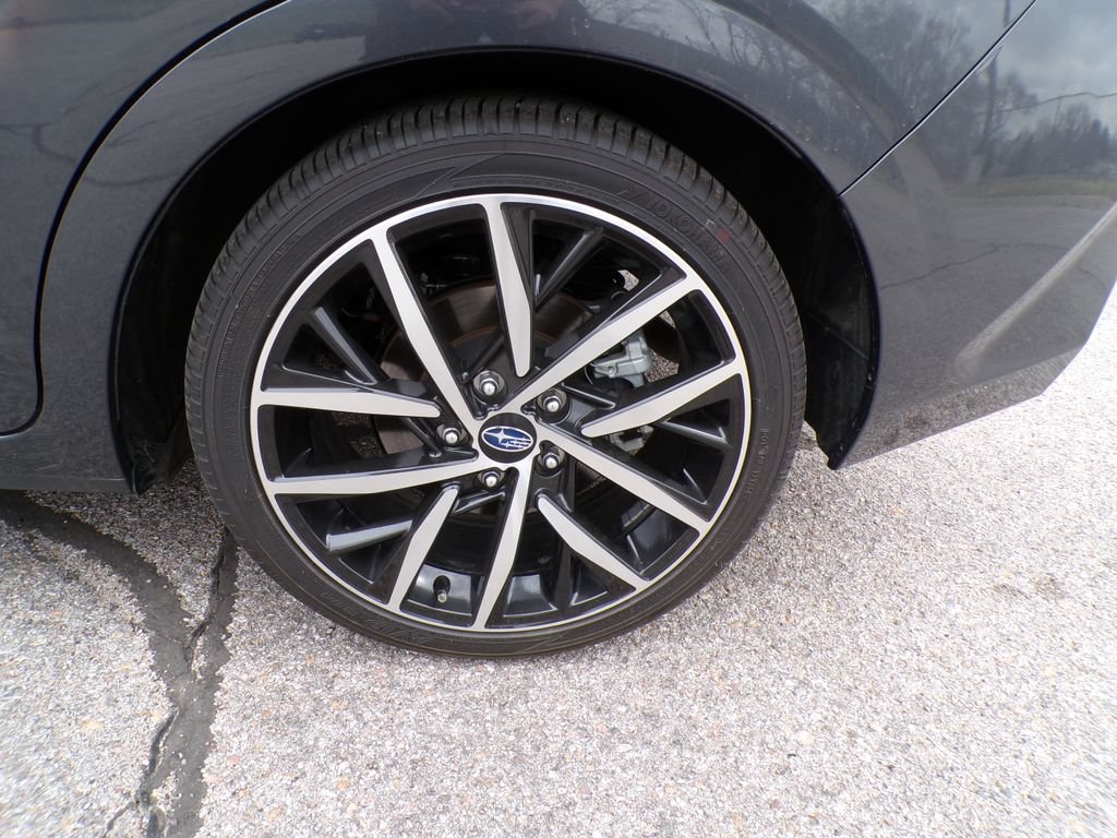 Used 2025 Subaru Impreza 2.0i Sport AWD/4WD image 9