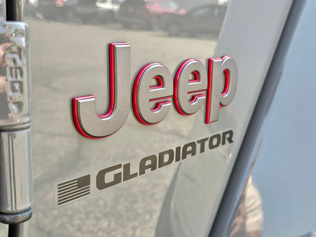 Used 2023 Jeep Gladiator Rubicon w/ LED Lighting Group AWD/4WD image 22