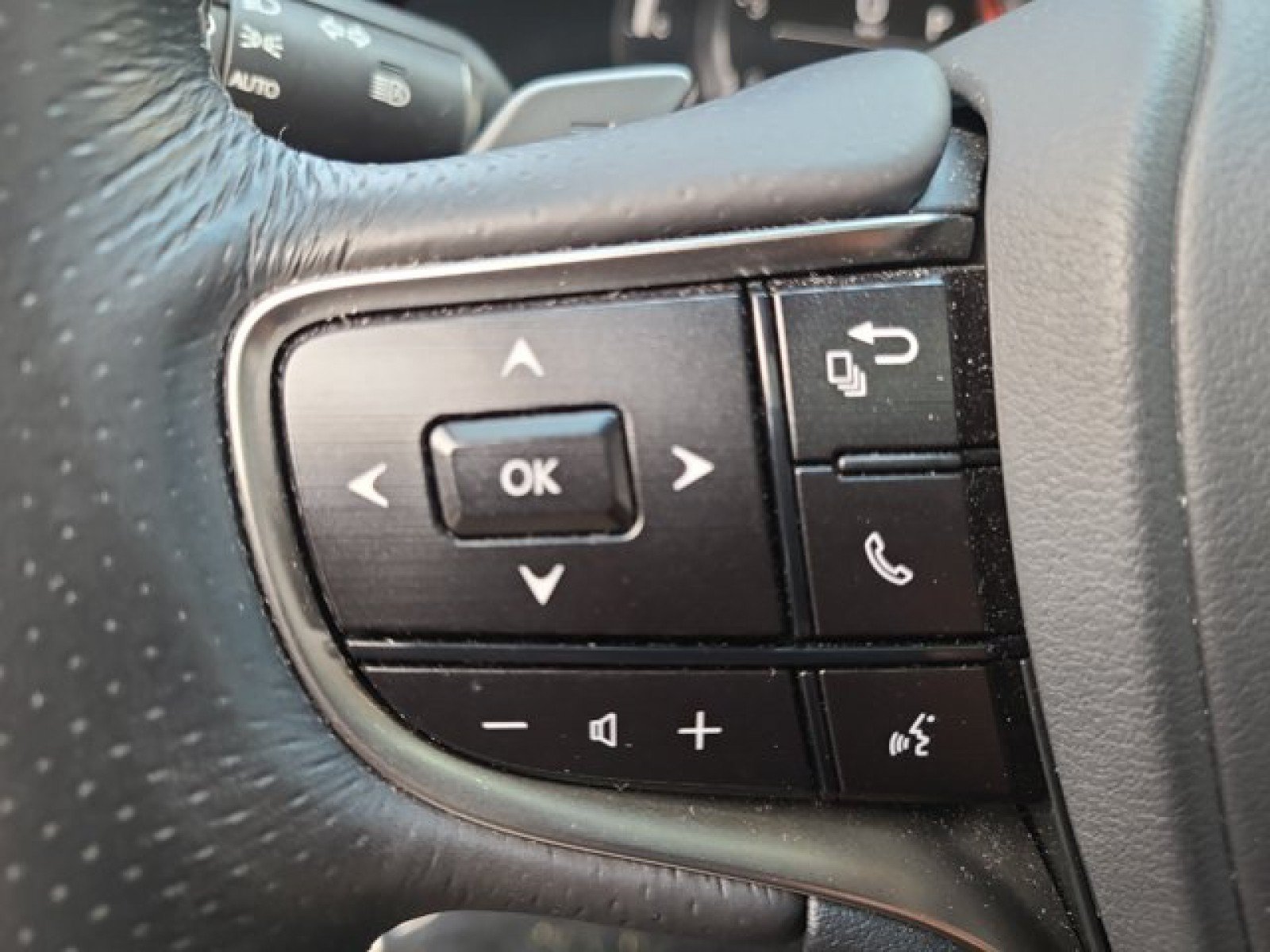 Used 2023 Lexus ES 350 F Sport FWD image 27