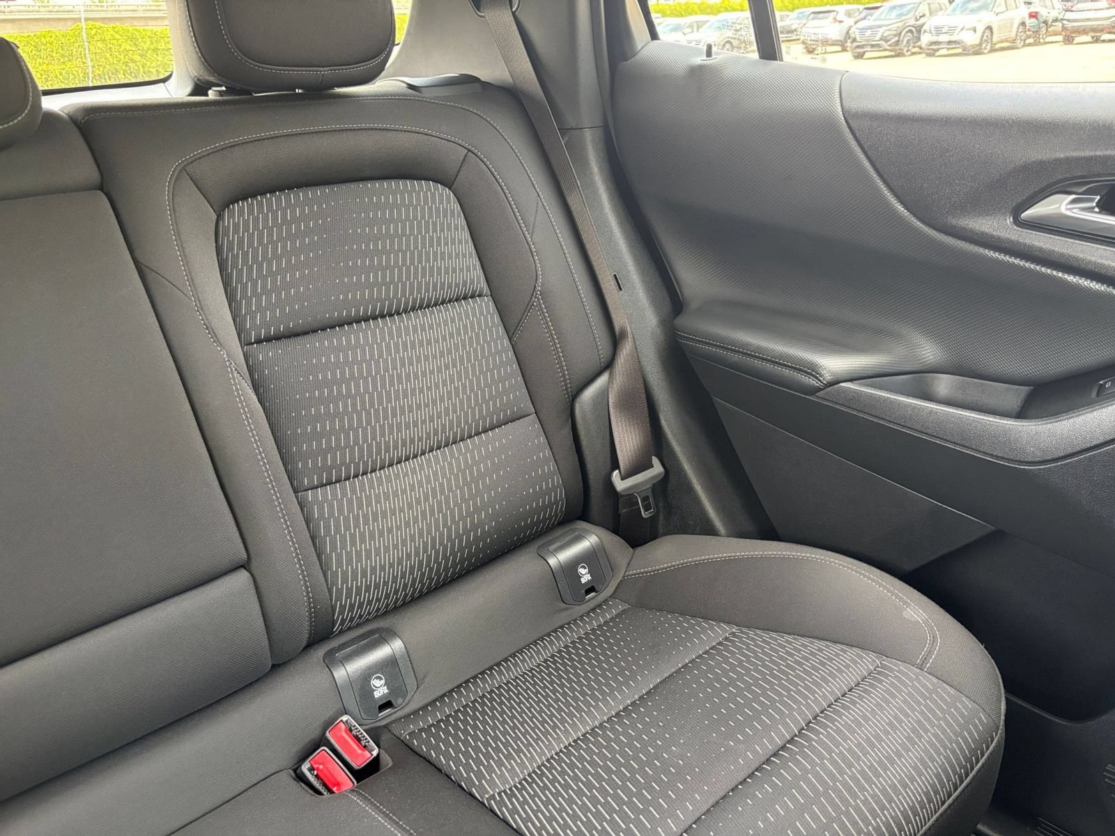 Used 2025 Chevrolet Equinox LT FWD image 38