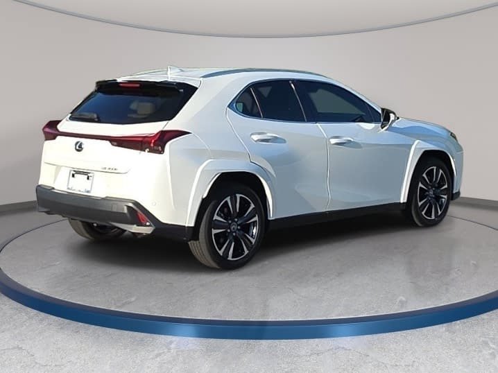 Used 2025 Lexus UX 300h FWD w/ Accessory Package (Z1) image 5