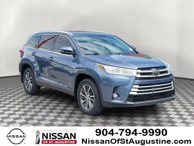 Used 2019 Toyota Highlander XLE image 1