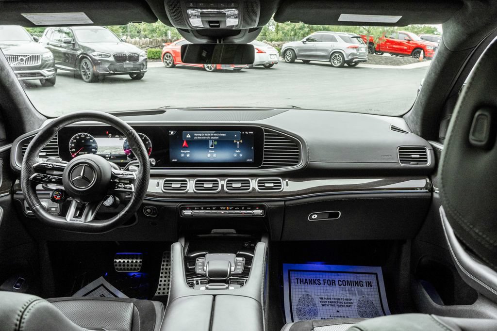 Used 2024 Mercedes-Benz GLS 63 AMG 4MATIC image 9