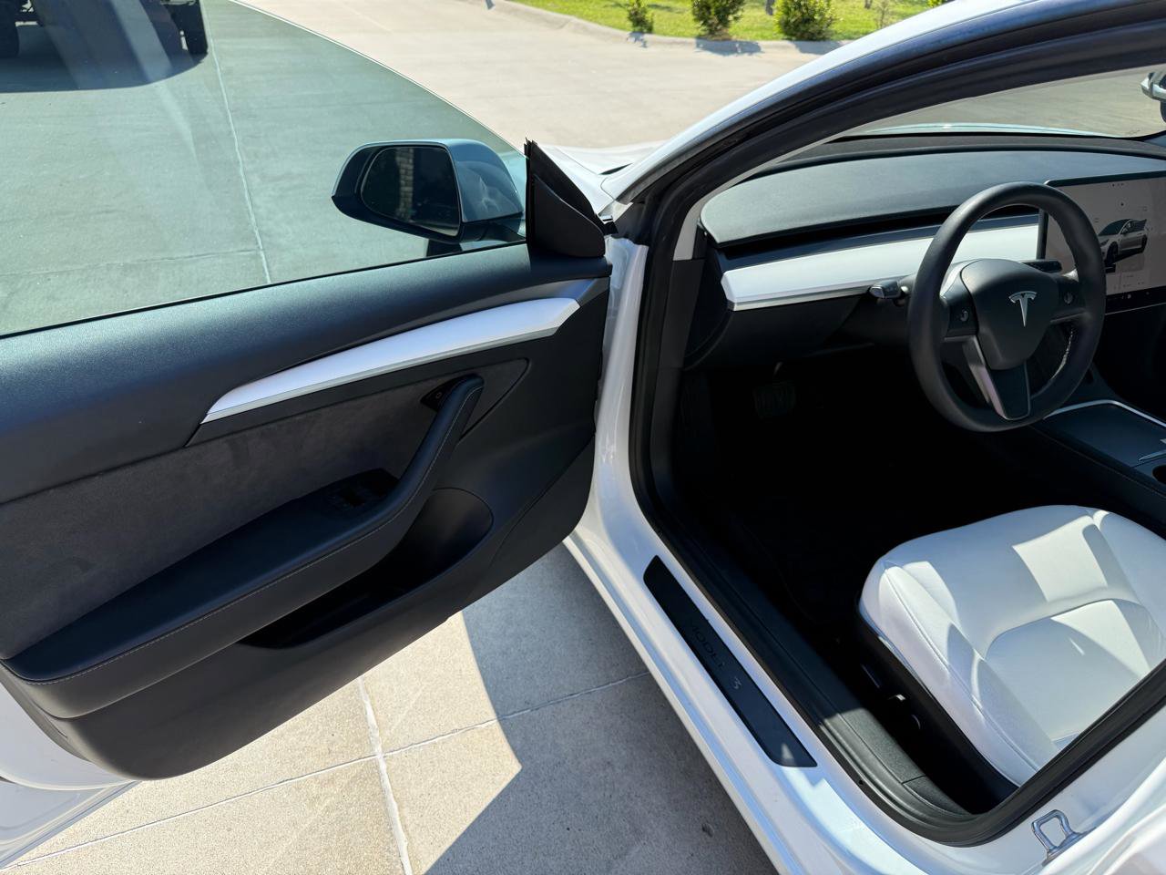 Used 2022 Tesla Model 3 Long Range image 8