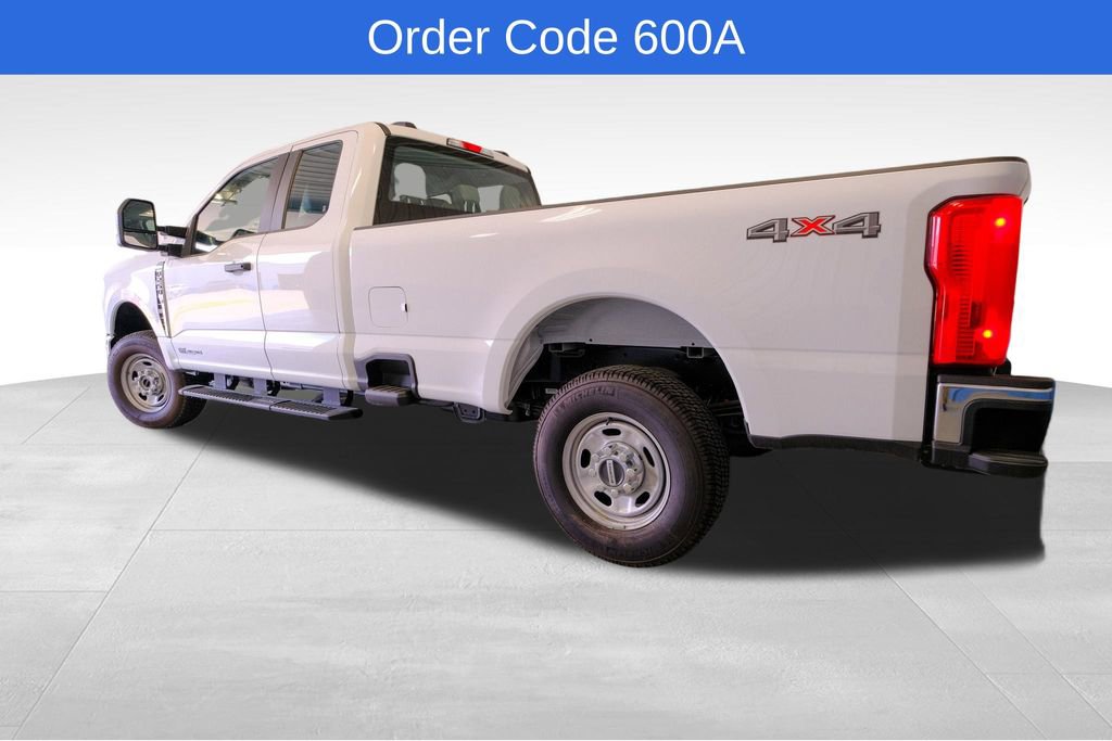 New 2025 Ford F250 XL w/ XL Chrome Package image 4