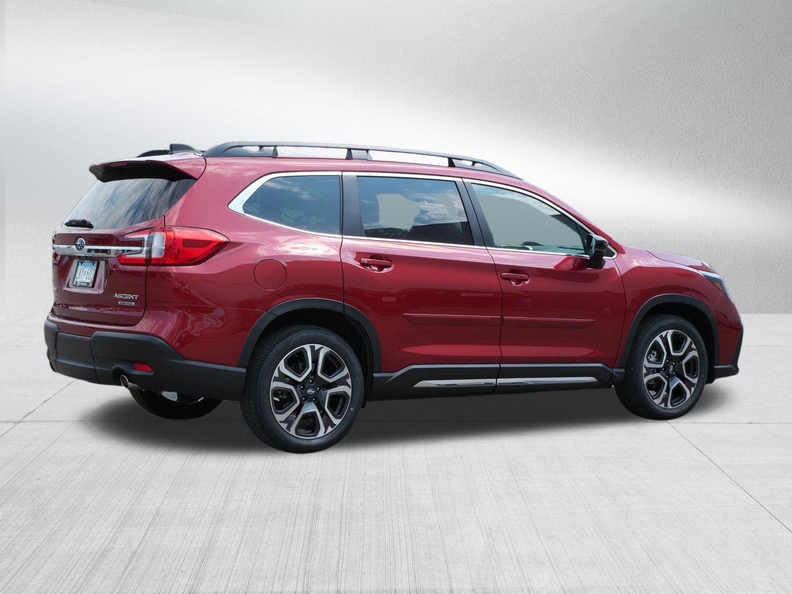 Used 2024 Subaru Ascent Limited AWD/4WD image 7