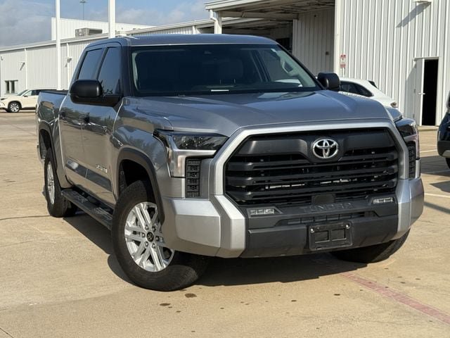 Used 2024 Toyota Tundra SR5 AWD/4WD image 2