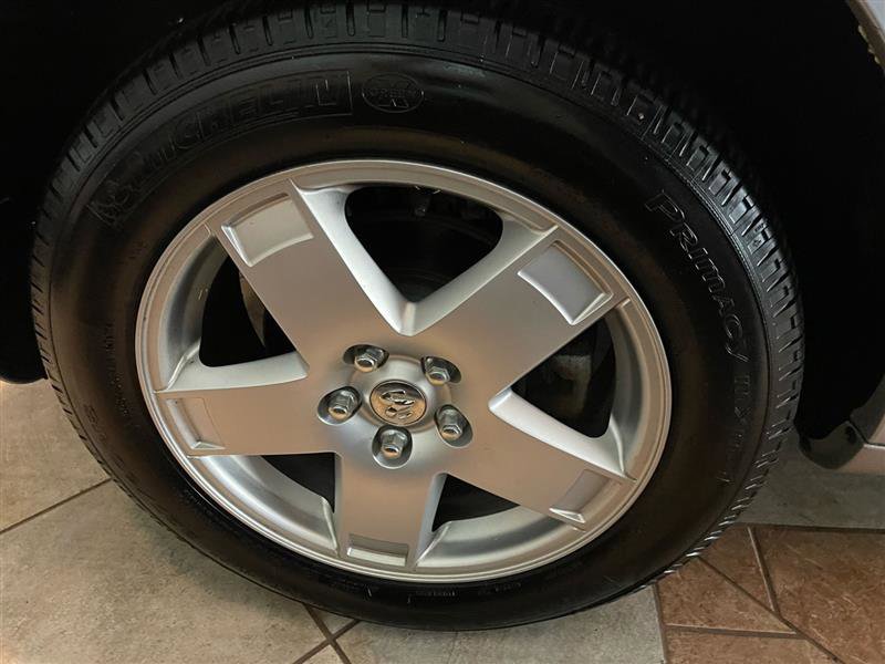 Used 2005 Dodge Magnum R/T w/ Convenience Group II image 24