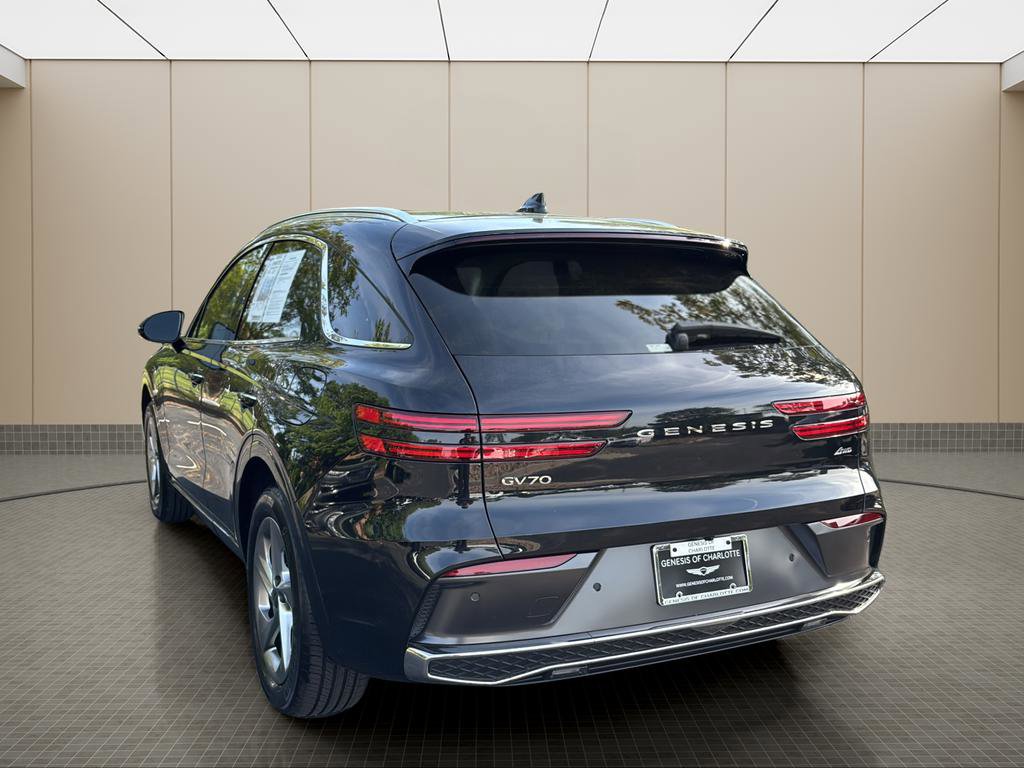 Certified 2026 Genesis GV70 2.5T image 3